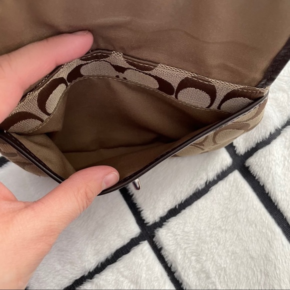 Coach Turn Lock Wristlet - Picture 6 of 9